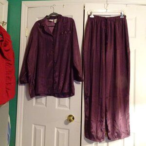 Secret Treasures Solid Purple Satin LS Pajama Lounge Set Size L Vtg